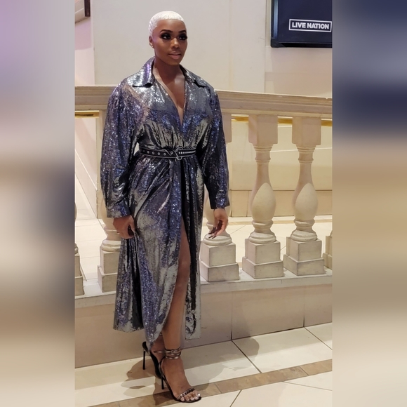 Sequence trench coat / Dress - Picture 4 of 4